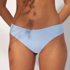 Culotte En Dentelle Et Micro