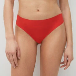 Culotte En Micro Et Dentelle