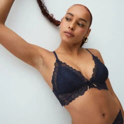 Soutien-gorge Triangle Push-up Sans Armatures Nœud Et Dentelle