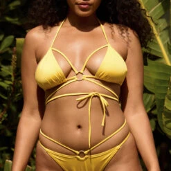 Haut De Maillot Triangle Sans Armatures Avec Anneau Et Lien