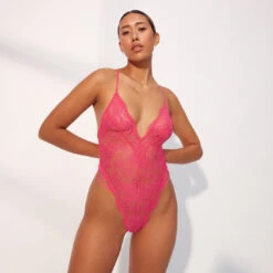 Body High Leg En Dentelle Florale