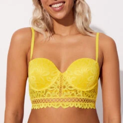 Bustier Ampli En Dentelle Avec Bretelles Amovibles