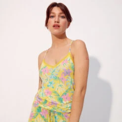 T-shirt à Bretelles Et Décolleté En Dentelle Imprimé Fleuri