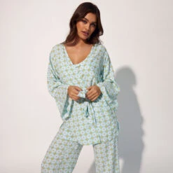 Kimono à Motifs Fleuris