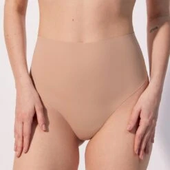 String En Micro Taille Haute